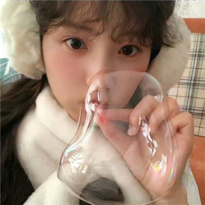 四月的女儿